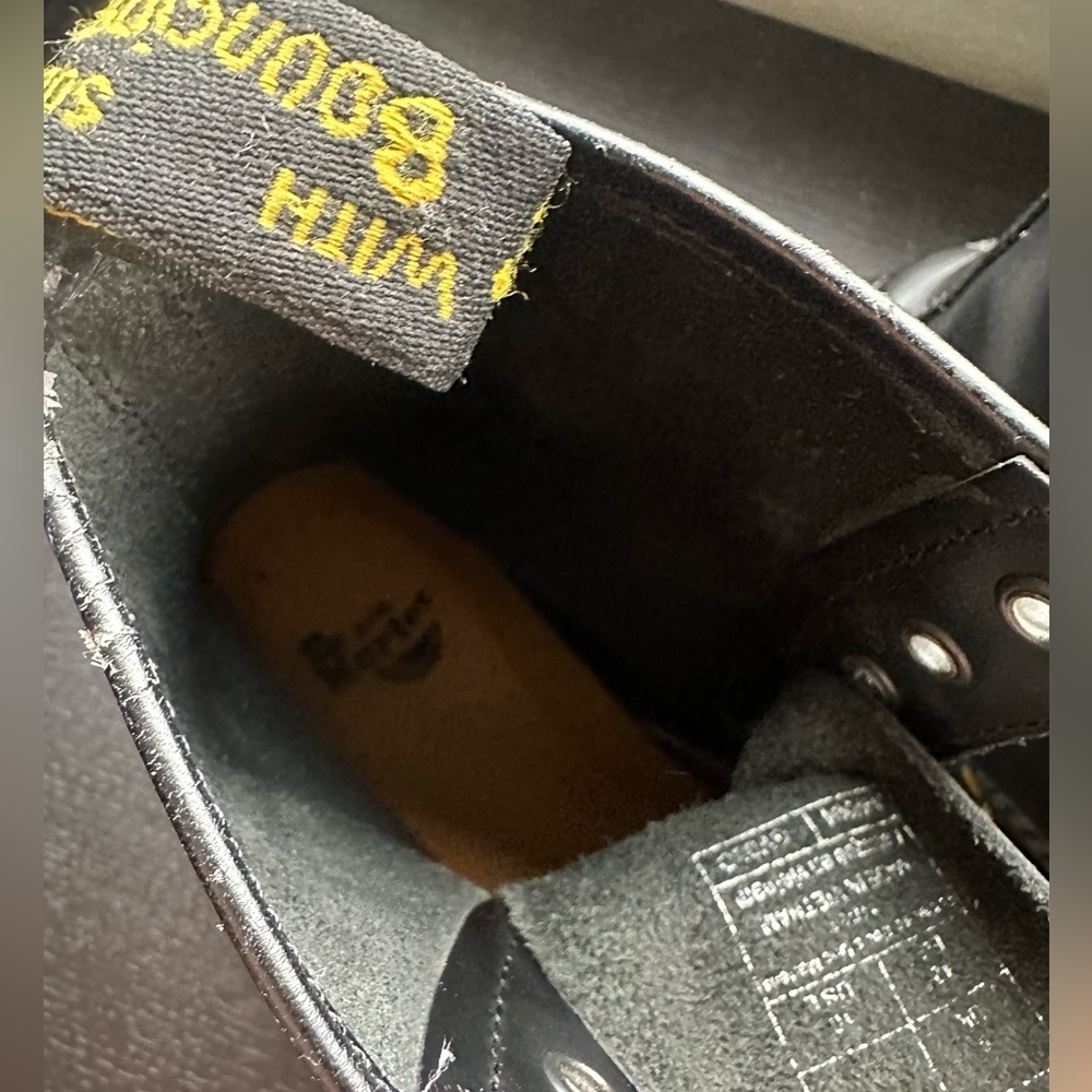 Doc Martens - Picture 7 of 8